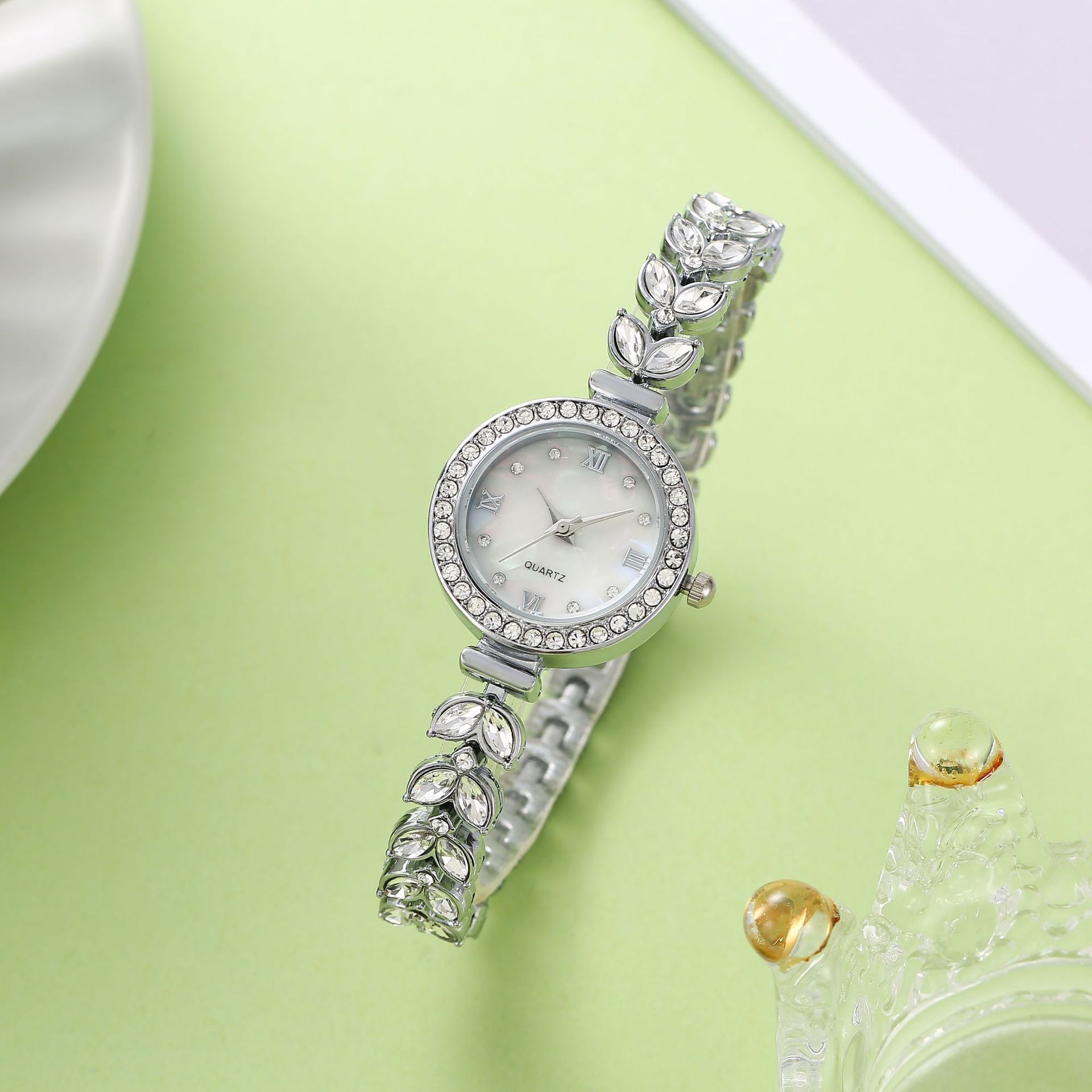 UTHAI W75 Mermaid Women's Watc - огляд і ціна Luxury Watch Group